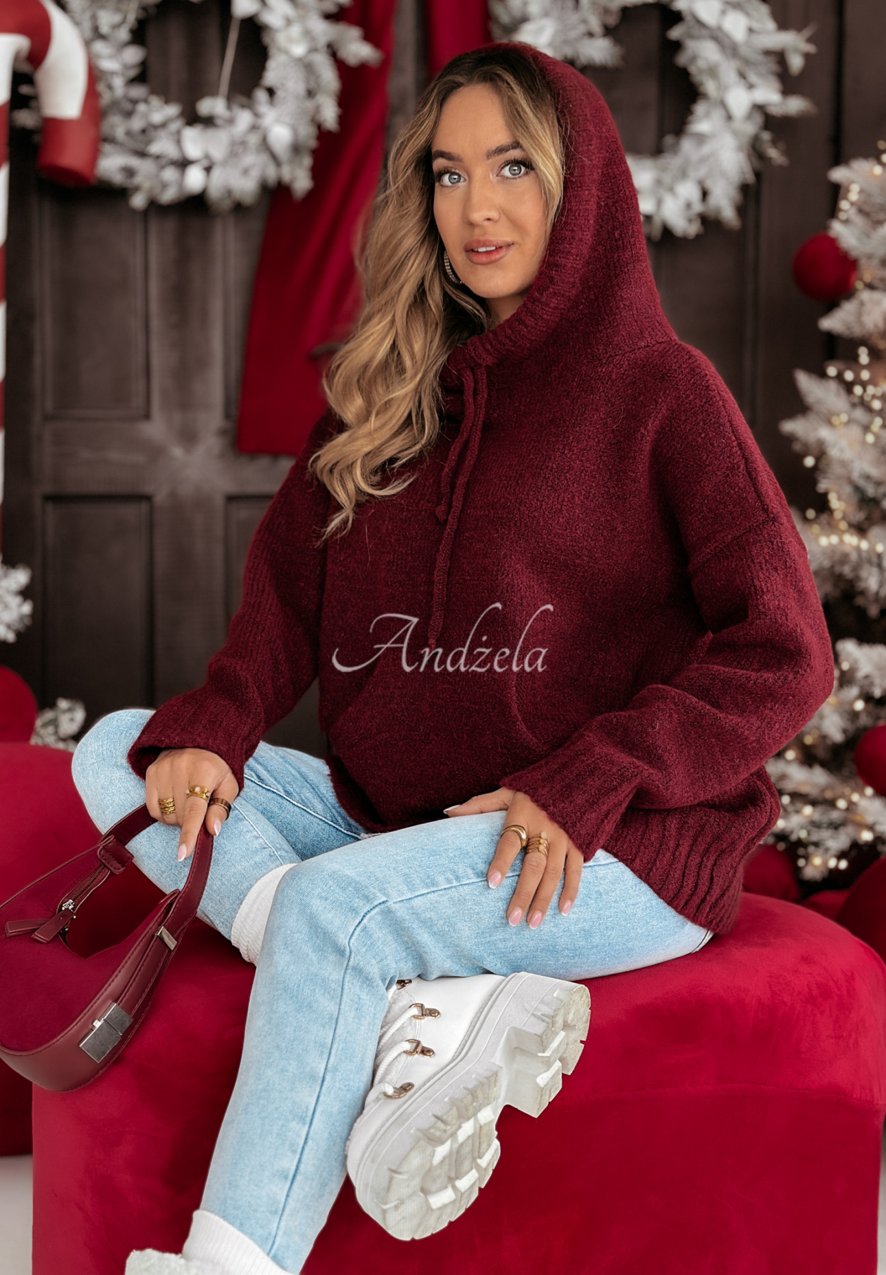 Sweter oversize z kapturem Carra burgundowy